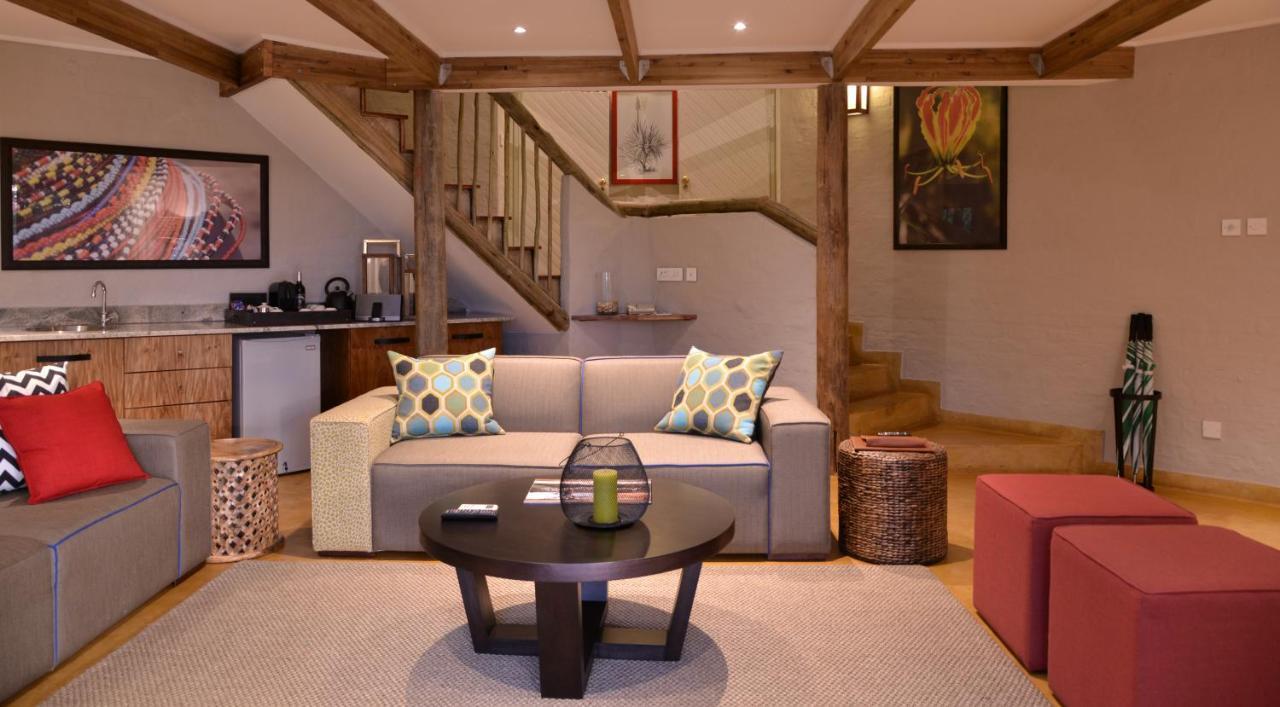 Victoria Falls Safari Suites Номер фото